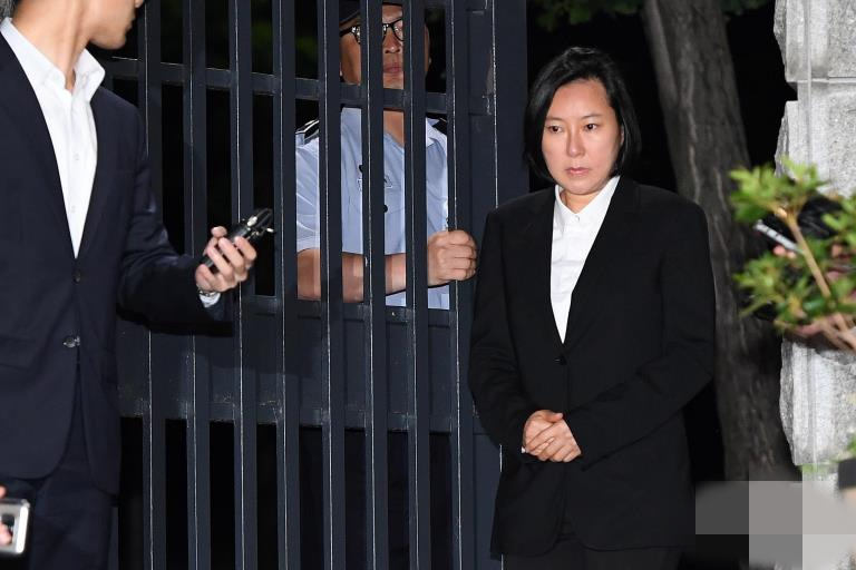 崔順實的外甥女張時浩因為拘留期限到期，於6月8日被釋放。