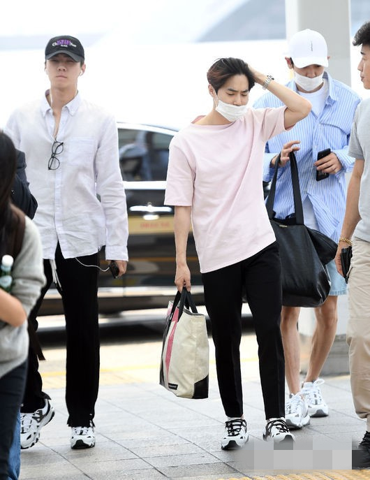 ����ѫ���󣩡�SUHO���ң�