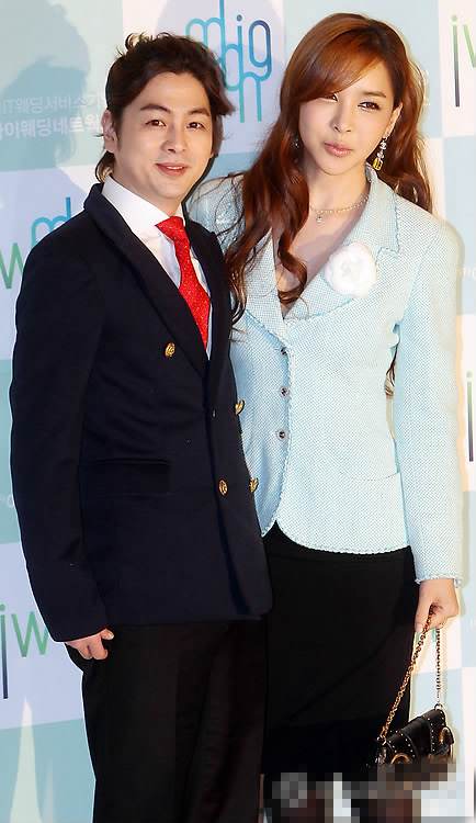 變性女星協議離婚結束10年婚姻 細數河莉秀Micky鄭昔日甜蜜撒糖照【組圖】【7】
