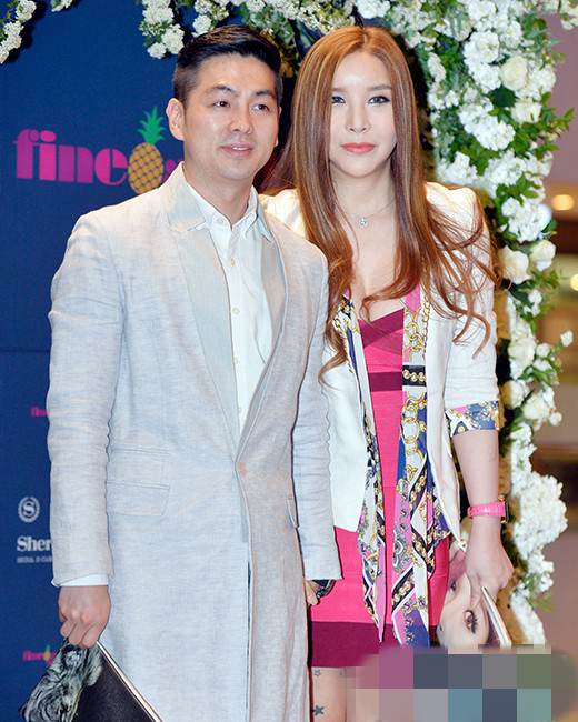 變性女星協議離婚結束10年婚姻 細數河莉秀Micky鄭昔日甜蜜撒糖照【組圖】【11】