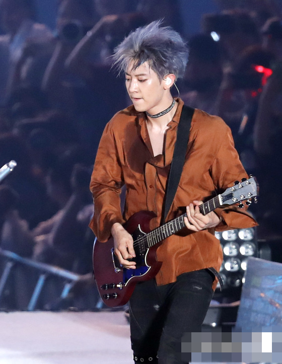 EXO 