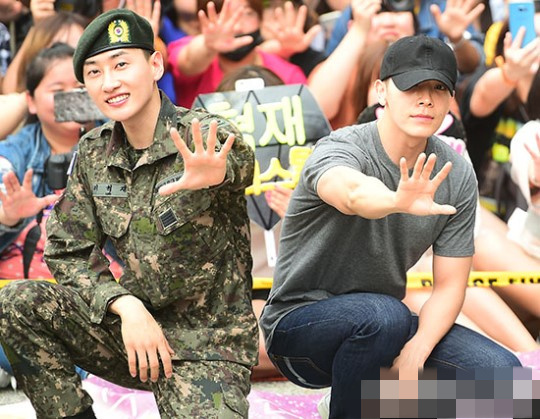 Super Junior李赫宰回歸 今日退伍利特東海藝聲到場迎接【組圖】