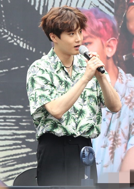 SUHO