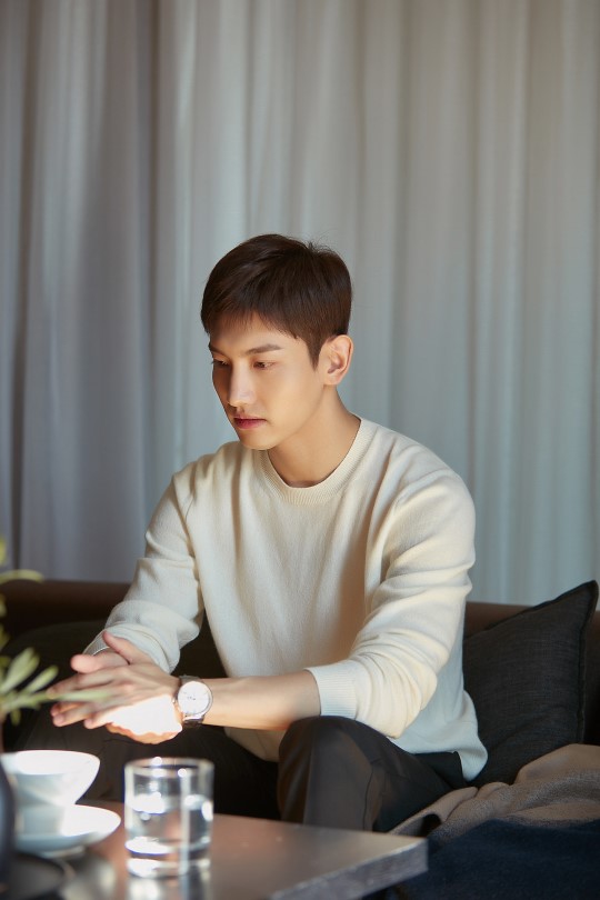 東方神起沈昌珉solo新曲預告片公開 盡顯秋日男神溫柔魅力【組圖】【8】