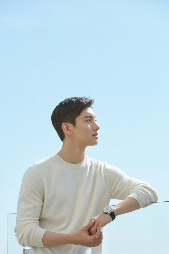 東方神起沈昌珉solo新曲預告片公開 盡顯秋日男神溫柔魅力【組圖】【10】