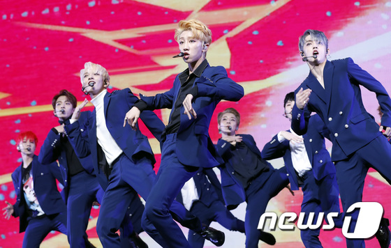 Seventeenٰعshowcase ޺̨ǿƿ˧ͼ3