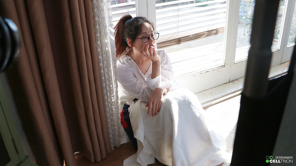 金范女友吳漣序最新寫真公開 慵懶居家風or高冷時尚范【組圖】【12】