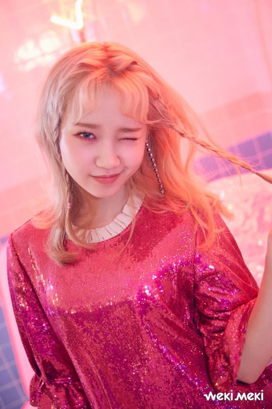 Weki Meki 