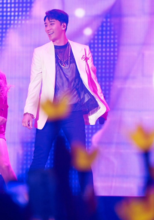 BIGBANG勝利“現在是我的全盛時代” 首場個人演唱會現場照曝光【組圖】【15】