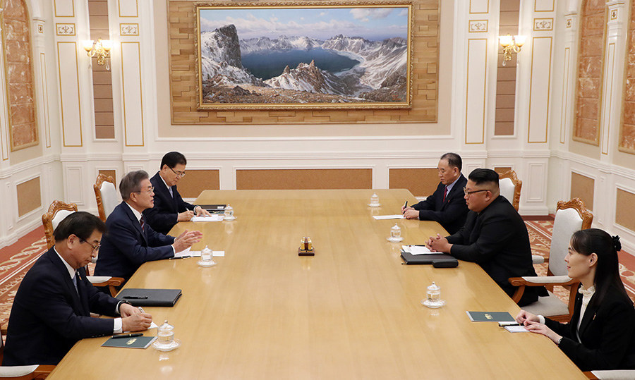 韓國總統文在寅和朝鮮最高領導人金正恩於18日下午舉行首腦會談。（韓朝首腦平壤會晤共同採訪團供圖）