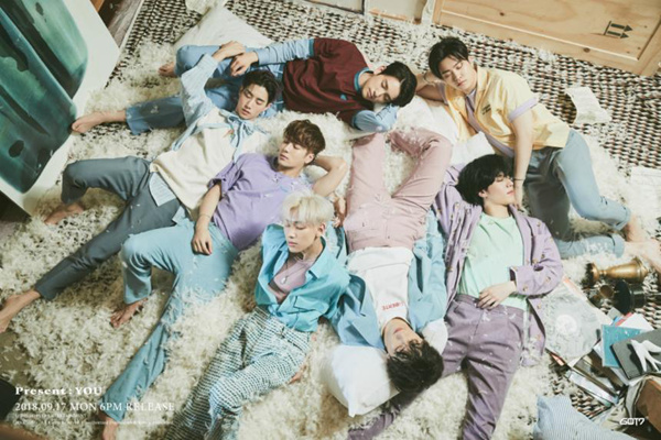 第二名：GOT7 正規3輯 《 Present : YOU》