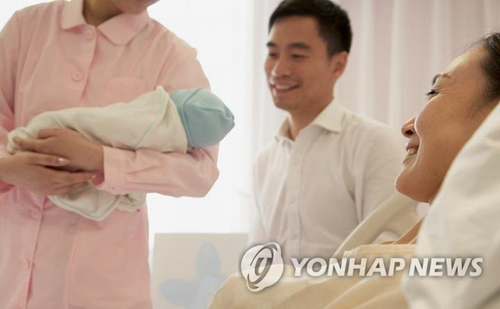 7月韩国新生儿人数创新低死亡人数创新高