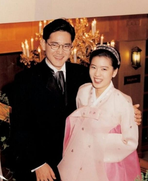 三星电子副会长李在镕迎娶大象集团千金林世玲（两人已于2009年离婚）