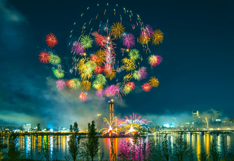 �صȽ���2018�׶������̻���䡷 ���ߣ����۽�