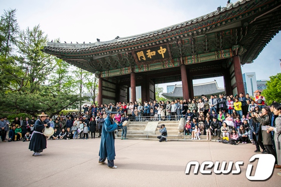 韓舉辦宮中文化慶典 游客可體驗朝鮮時代文化【組圖】【2】