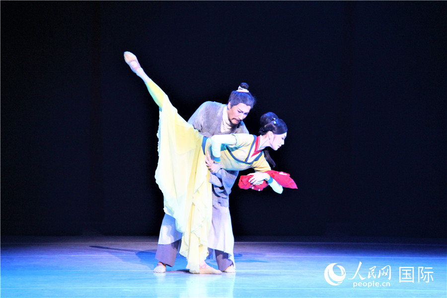 中國歌劇舞劇院大型經典舞劇《趙氏孤兒》在首爾演出。記者馬菲攝