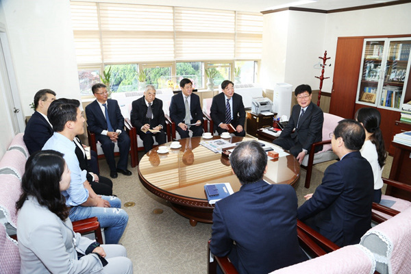 西安市代表團訪問慶尚北道安東市