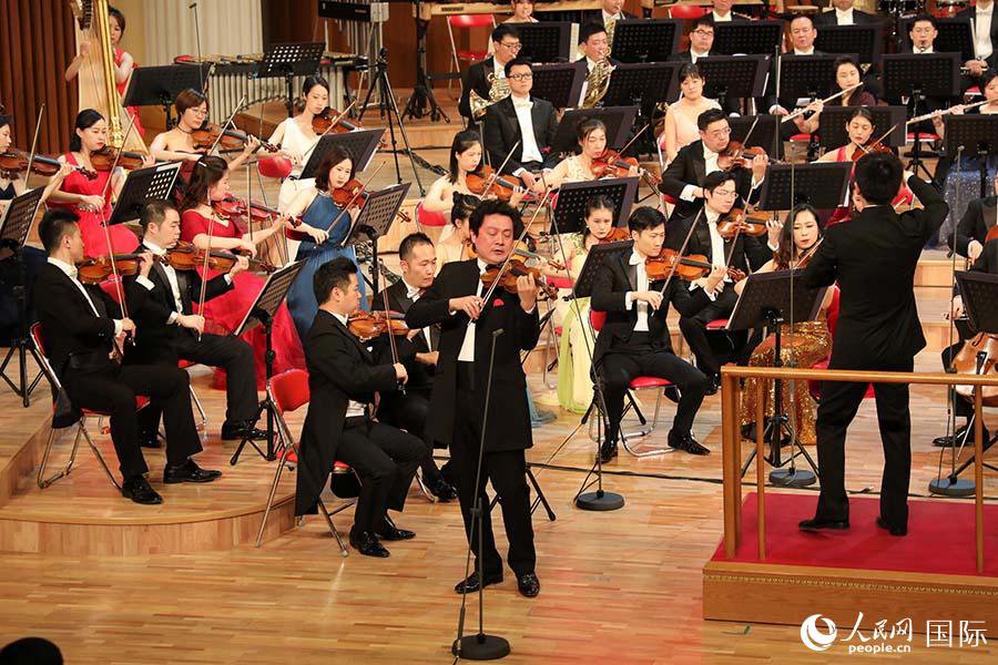 國家大劇院交響樂團在平壤三池淵管弦樂團劇院進行演出。人民網記者 莽九晨攝