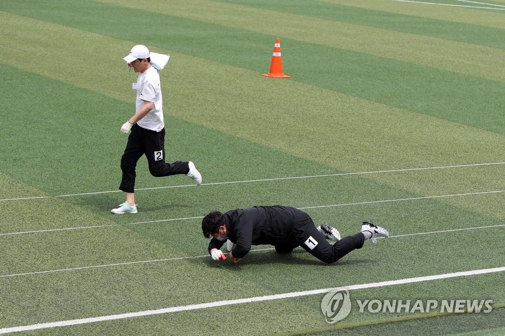奔跑吧！韓國球場上拉開一場別開生面的體能測試【5】