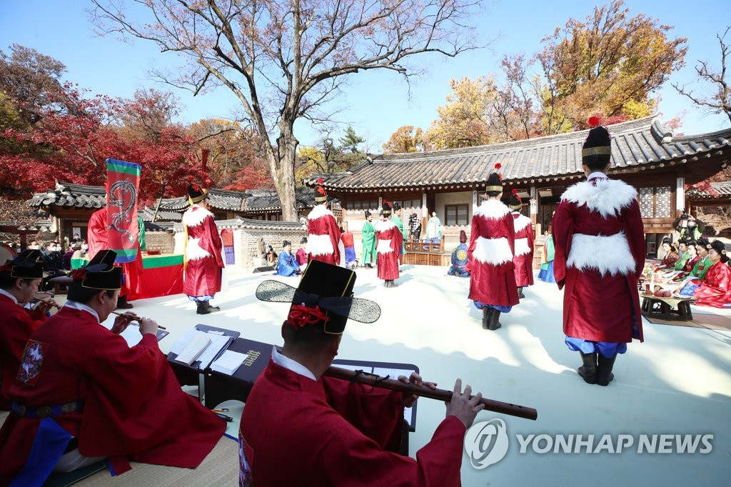 此次公演是復原1828年朝鮮王朝孝明世子為母親慶祝生辰舉辦的一場隆重的宮廷盛宴。