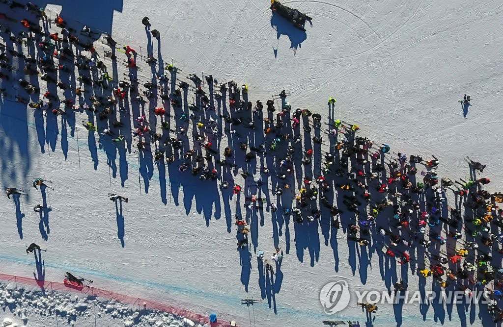 【圖】馳騁雪原！韓國滑雪場開業第一周人氣火爆【8】