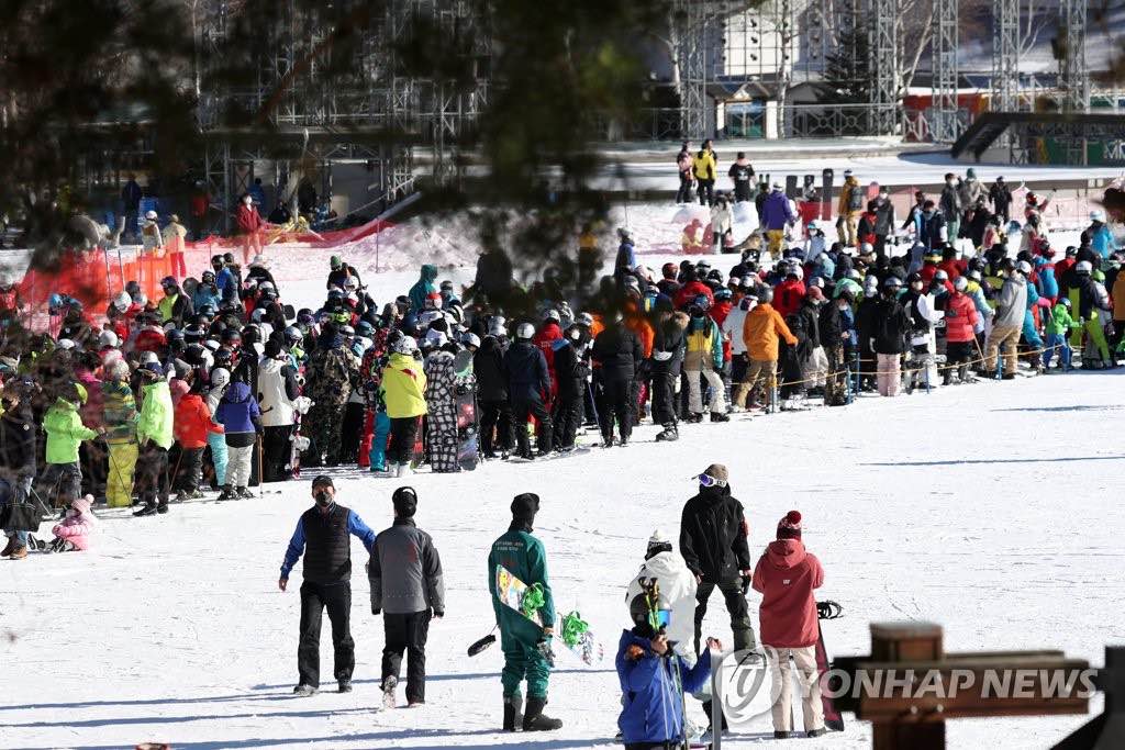 【圖】馳騁雪原！韓國滑雪場開業第一周人氣火爆【9】