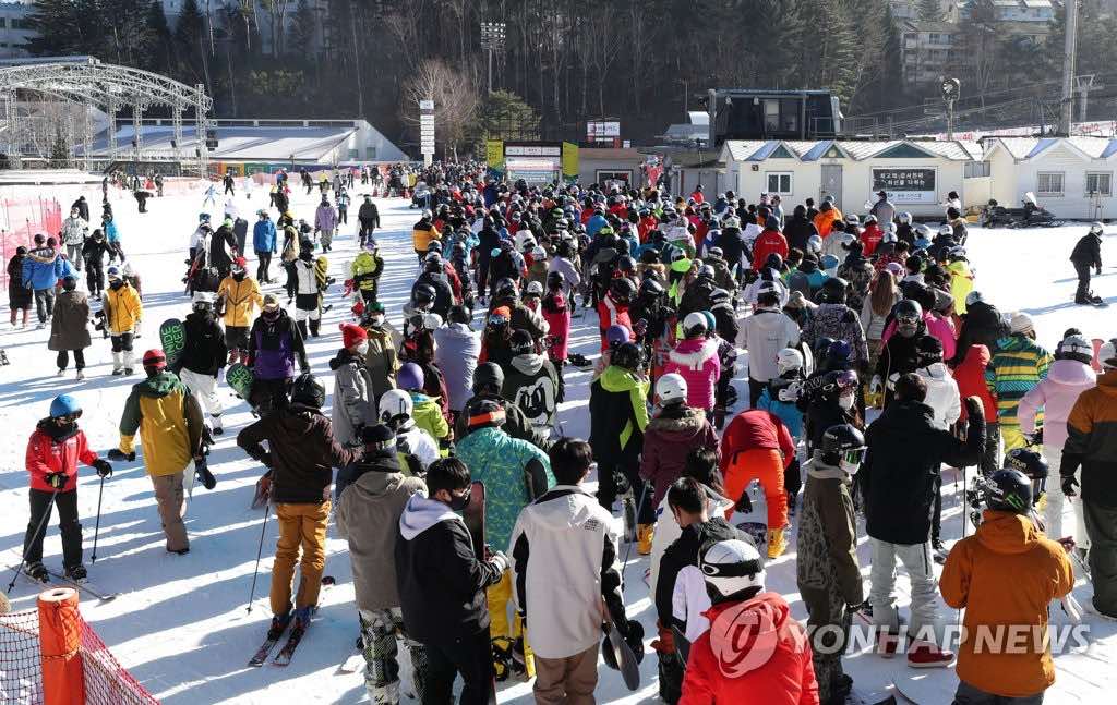 【圖】馳騁雪原！韓國滑雪場開業第一周人氣火爆【10】