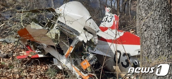 韩国军机相撞坠毁 3人遇难1人失踪