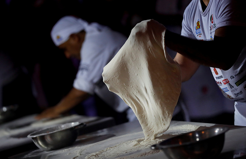 阿根廷披薩錦標賽召開 廚師們大顯身手