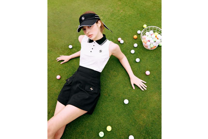 　　XEXYMIX從品牌創立之初就根據顧客需求，與多種時尚領域進行結合，去年推出了高爾夫網球服、登山服等新品，深受消費者青睞。針對20歲-40歲年齡階段的高爾夫球運動員，XEXYMIX推出以“運動休閑高爾夫服”為概念的創意服裝。　　除本土市場外，XEXYMIX正積極進軍海外市場，目前該品牌的產品已銷往55個國家。　　今年2月，XEXYMIX在中國設立企業法人，並入駐了天馬體育電商平台“幸運葉子”，以及“天貓”“京東”等中國兩大電商平台。