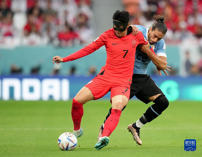 卡塔爾世界杯︱烏拉圭隊兩中門柱 與韓國隊互交白卷