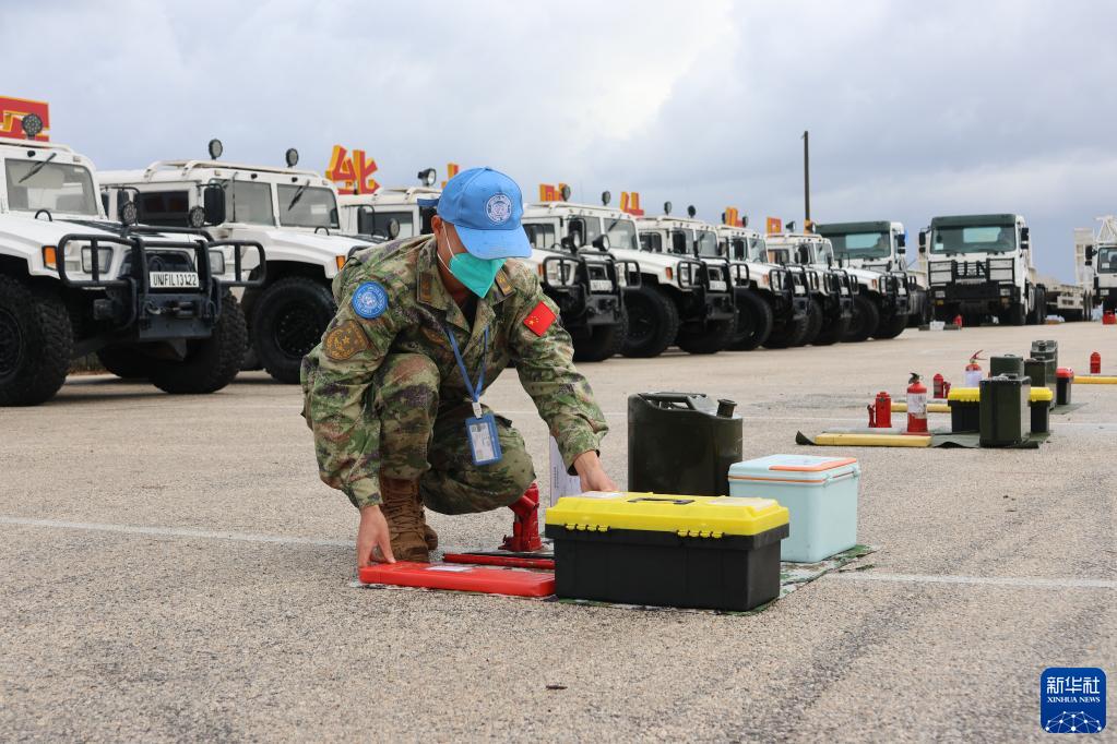 中国第21批赴黎维和部队高标准通过第四季度装备核查