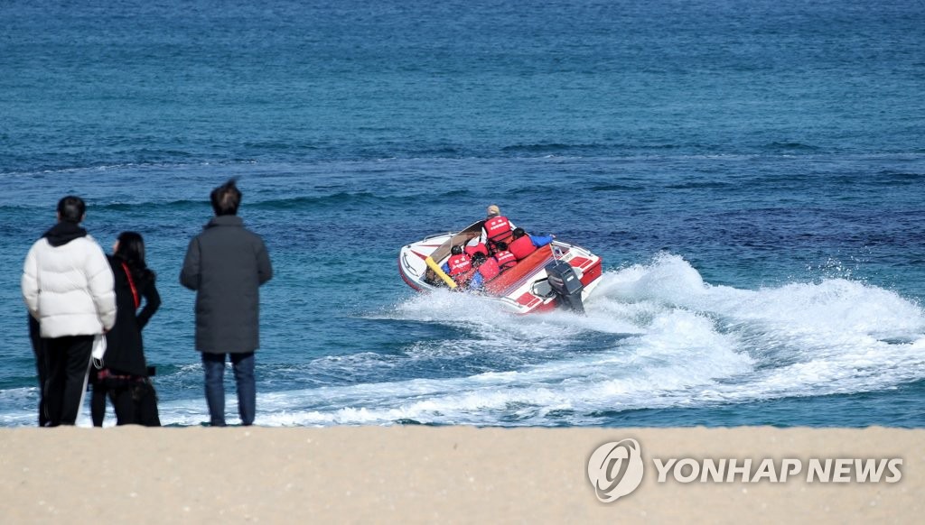 【組圖】韓國江原道：坐快艇暢游藍色海洋【3】