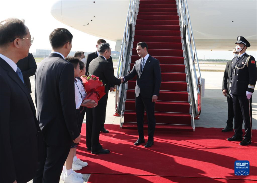中國-中亞峰會丨出席中國—中亞峰會的土庫曼斯坦總統別爾德穆哈梅多夫抵達陝西省西安市