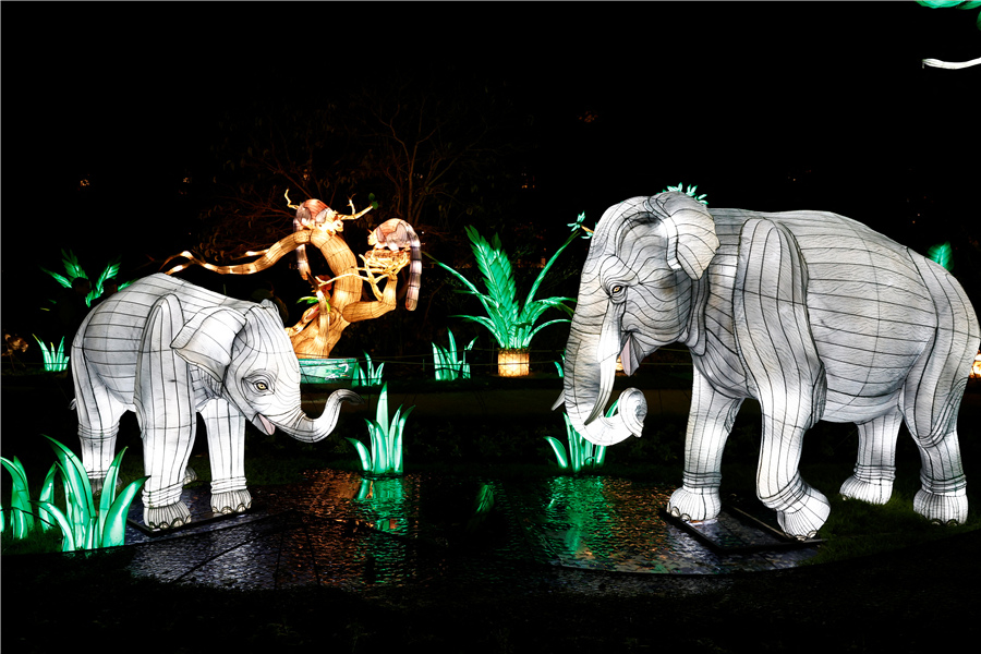 法國巴黎植物園舉行燈光節預展