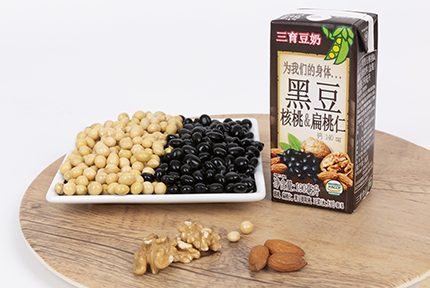 　　三育食品相关人士表示，非常荣幸连续多次荣获中国消费者喜爱的韩国品牌奖，未来将继续努力为消费者提供安全健康的食品，并积极投身环保事业，全面推进回收再利用项目，坚持践行ESG经营路线。