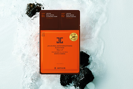 　　JAYJUN化妆品相关负责人表示，能够在年度评选中实现“九连冠”，不仅是一项纪录，更是消费者通过亲身体验对品牌产品给予信任的体现。未来，JAYJUN将继续致力于研发更高品质、更高效的产品，以回馈广大消费者的支持与喜爱。