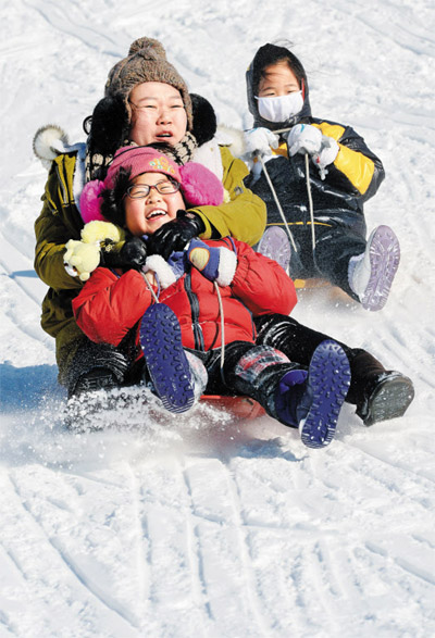 韩国:雪橇场畅享快乐冬季!