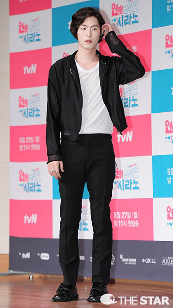 【组图】《恋爱操作团》少女时代秀英、李钟赫