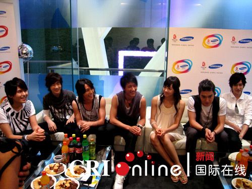 图】宋茜异性缘无敌 与SJ始源圭贤艺声<em>韩庚</em>E