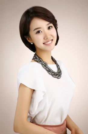 揭秘朴智星恋人——韩国美女主播金敏智 图为sbs主播金敏智.