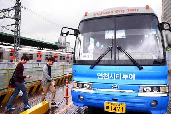 仁川旅游攻略三部曲“市区巴士游” 仁川市区游巴士可以在仁川站乘坐
