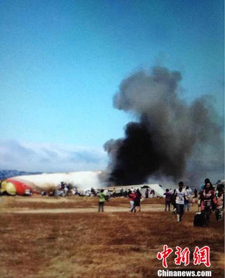 韩亚空难消防员喷泡沫未救人致中国学生被碾死