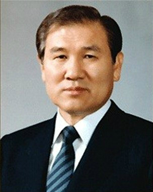 韩国前总统卢泰愚主动缴清230亿韩元罚款 欠款长达16年之久 图为韩国
