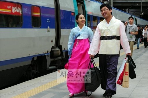 中秋临近 韩国年轻人不愿承受之“回家的恐惧”图片来源：韩国《首尔新闻》