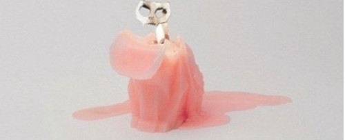 【组图】韩国可爱猫咪蜡烛惊变为凄凉恐怖骨