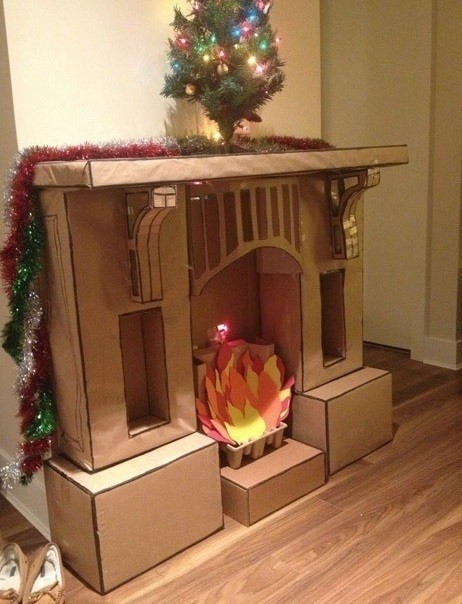 韩国男子送女友DIY壁炉礼物 纸轻情义重感人