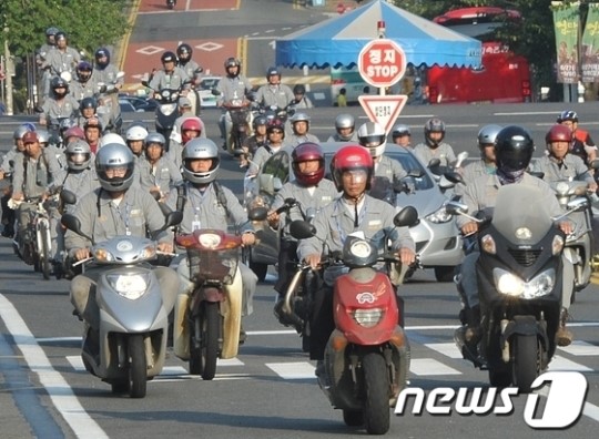 韩国摩托车或实行全国车牌统一编号及驾驶员资