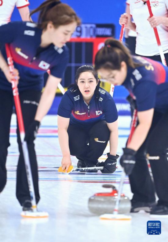 冰壶女子循环赛：韩国队胜丹麦队