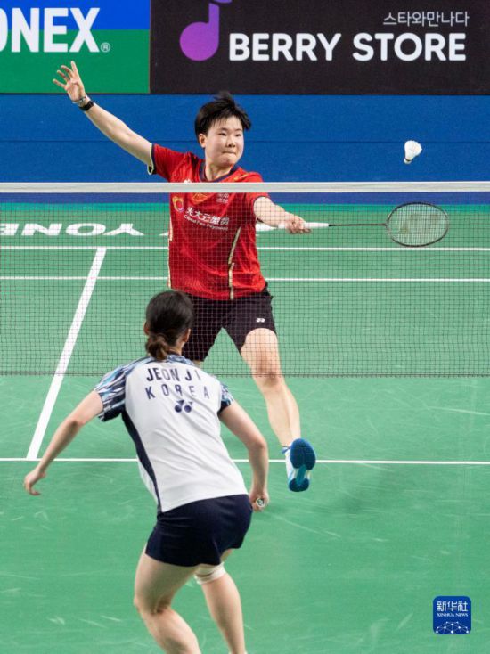 羽毛球――韩国大师赛：何冰娇首轮晋级